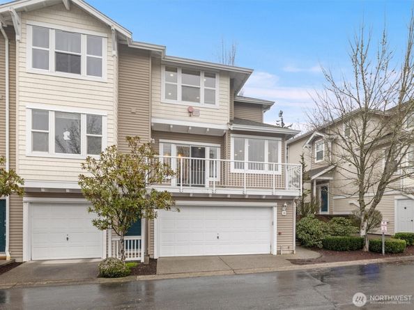 2680 139th Avenue SE 44, Bellevue WA 98005