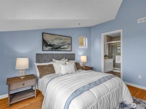 1541 Cherrylane Place S 1541, Seattle WA 98144