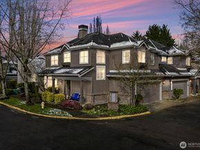 15650 NE 95th Way 71, Redmond WA 98052