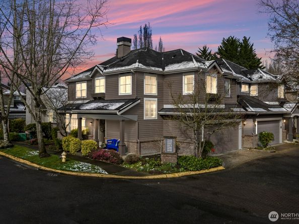 15650 NE 95th Way 71, Redmond WA 98052