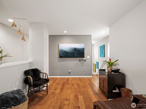 15650 NE 95th Way 71, Redmond WA 98052