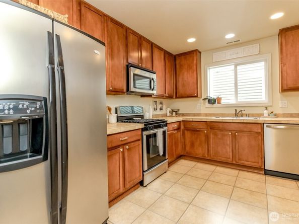 2211 119th Drive SE, Lake Stevens WA 98258
