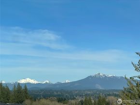 2211 119th Drive SE, Lake Stevens WA 98258