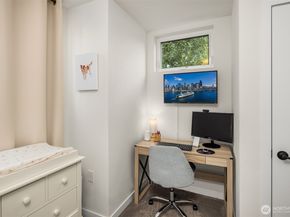 6041 42nd Avenue SW, Seattle WA 98136