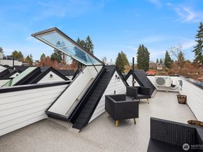 6041 42nd Avenue SW, Seattle WA 98136