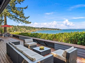 8032 SW 222nd Place, Vashon WA 98070