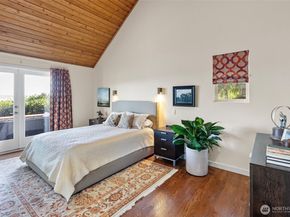 8032 SW 222nd Place, Vashon WA 98070