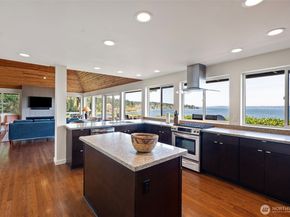 8032 SW 222nd Place, Vashon WA 98070