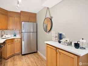 1601 Taylor Avenue N 405, Seattle WA 98109