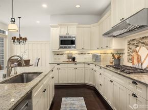 1447 26th Avenue NE, Issaquah WA 98029