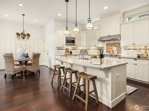 1447 26th Avenue NE, Issaquah WA 98029