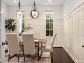 1447 26th Avenue NE, Issaquah WA 98029