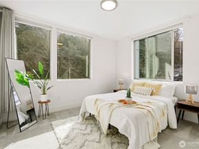 2001 13th Avenue W, Seattle WA 98119