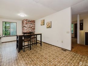 3500 NW 18th Street, Bremerton WA 98312