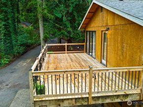 3500 NW 18th Street, Bremerton WA 98312