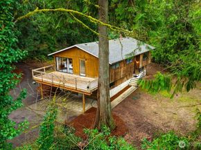 3500 NW 18th Street, Bremerton WA 98312