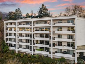 2565 Dexter Ave N 401, Seattle WA 98109