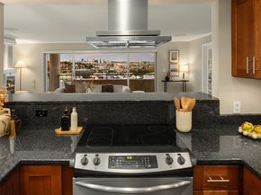 2565 Dexter Ave N 401, Seattle WA 98109