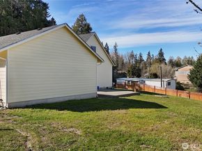 2439 Cedar Street E, Port Orchard WA 98366