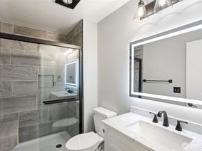 3256 SW Avalon Way 203, Seattle WA 98126