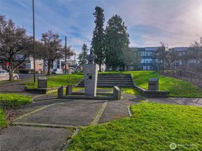 1515 12th Avenue S 105, Seattle WA 98144