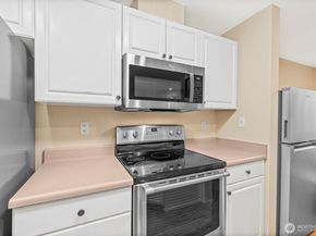 10824 SE 170th Street B103, Renton WA 98055