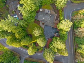 22720 NE 46th Street, Redmond WA 98053