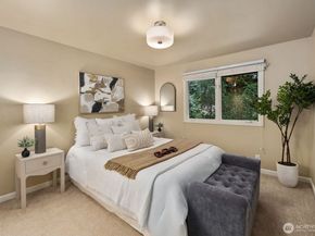 22720 NE 46th Street, Redmond WA 98053