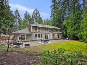 22720 NE 46th Street, Redmond WA 98053