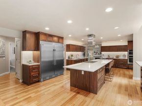 22720 NE 46th Street, Redmond WA 98053