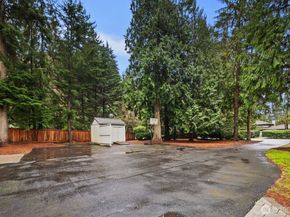 22720 NE 46th Street, Redmond WA 98053