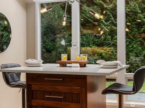 22720 NE 46th Street, Redmond WA 98053