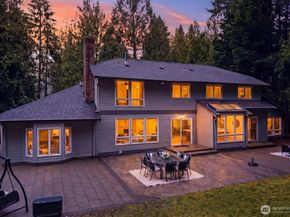 22720 NE 46th Street, Redmond WA 98053