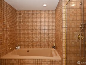 1301 Spring Street 21I, Seattle WA 98104