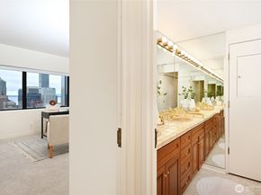 1301 Spring Street 21I, Seattle WA 98104