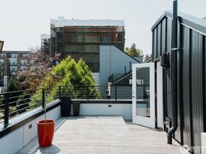 1709 20th Ave A, Seattle WA 98122