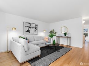 6726 35th Place S, Seattle WA 98118