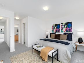 6726 35th Place S, Seattle WA 98118