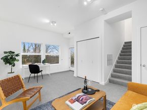 6726 35th Place S, Seattle WA 98118
