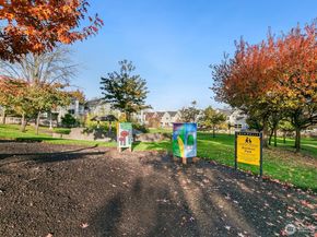 6726 35th Place S, Seattle WA 98118