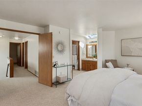 24238 SE 43rd Court, Sammamish WA 98029