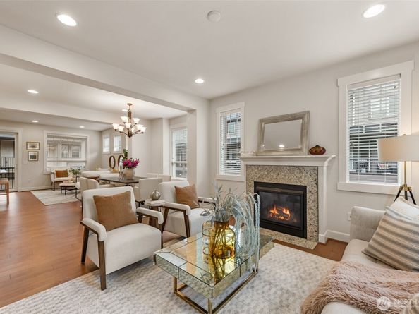 1321 Greenwich Walk NE, Issaquah WA 98029