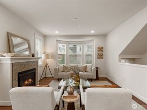 1321 Greenwich Walk NE, Issaquah WA 98029