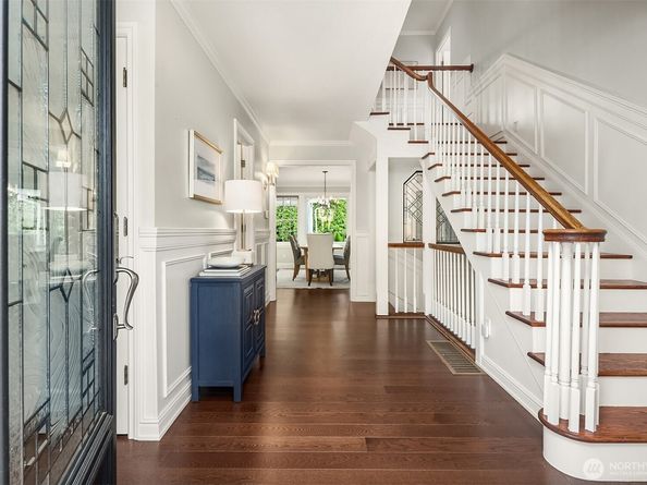 5230 NE 75th Street, Seattle WA 98115