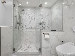 5230 NE 75th Street, Seattle WA 98115