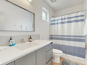 442 13th Avenue, Seattle WA 98122