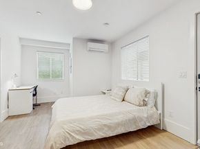 442 13th Avenue, Seattle WA 98122