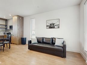 442 13th Avenue, Seattle WA 98122