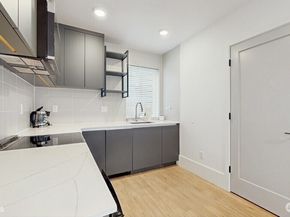 442 13th Avenue, Seattle WA 98122