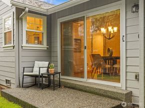 4227 Stonebridge Way, Lynnwood WA 98037